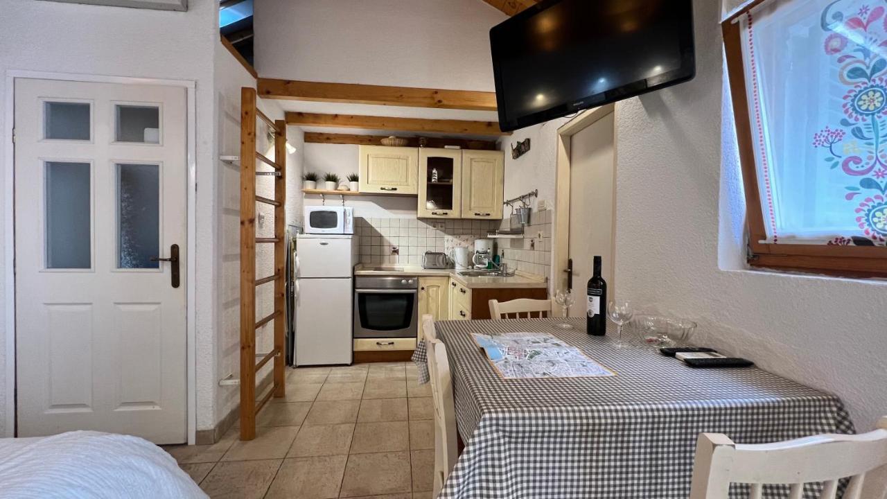 Studio Apartment Karlo Сплит Экстерьер фото
